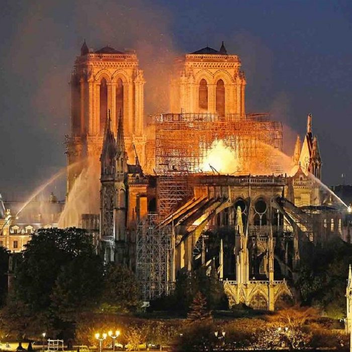 ImagenDetacadaNotreDame News Rincón de la historia