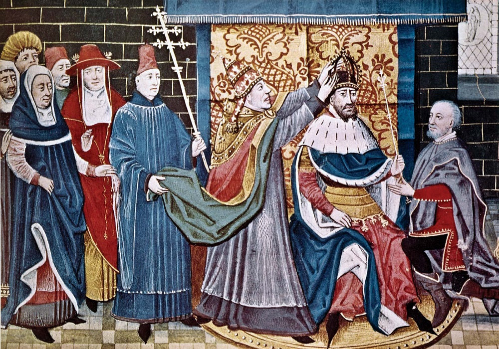 Origen de la coronación real