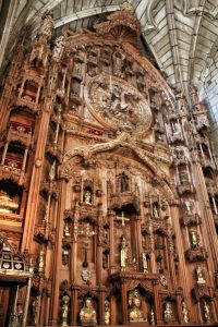 La Catedral de Santiago de Compostela. Historia, Fe y Leyenda. Edad Media, Qué ver, Rincón de la historia, Sugerencias