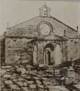 Iglesia de Santa María la Nueva. Museo de laudas gremiales Qué ver, Rincón de la historia, Sugerencias
