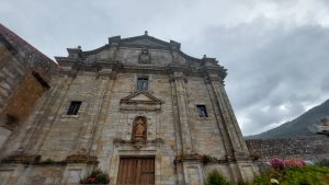Fachada Monasterio Real Santa María de Oia