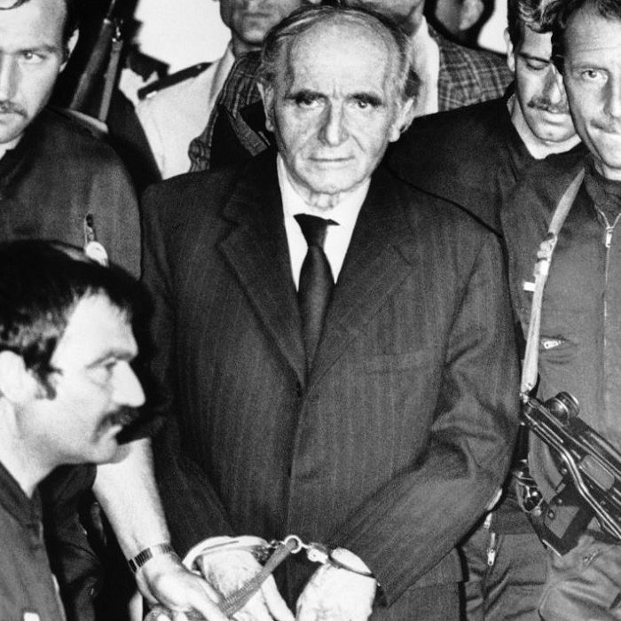 Klaus-Barbie News Rincón de la historia