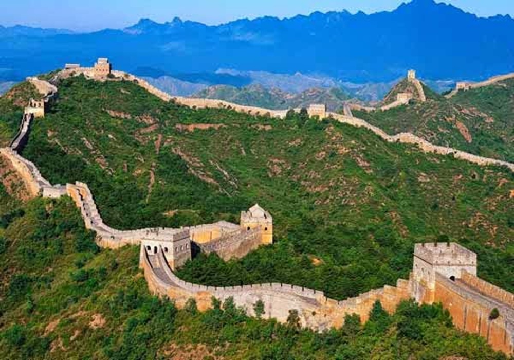Uno dos maiores misterios que rodea a construción da Gran Muralla Chinesa é como se logrou levantar unha estrutura tan monumental e extensa coas limitadas ferramentas e tecnoloxías dispoñibles na antigüidade.