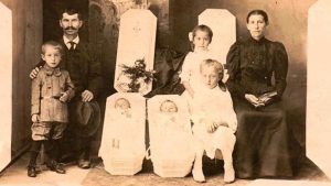 Fotografía de falecidos na Era Victoriana Edad Contemporánea, Recuncho da historia