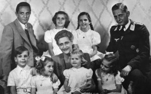 Goebbels, o mestre da manipulación de masas Goebbels, o mestre da manipulación de masas Edad Contemporánea, Idade Contemporánea, Recuncho da historia